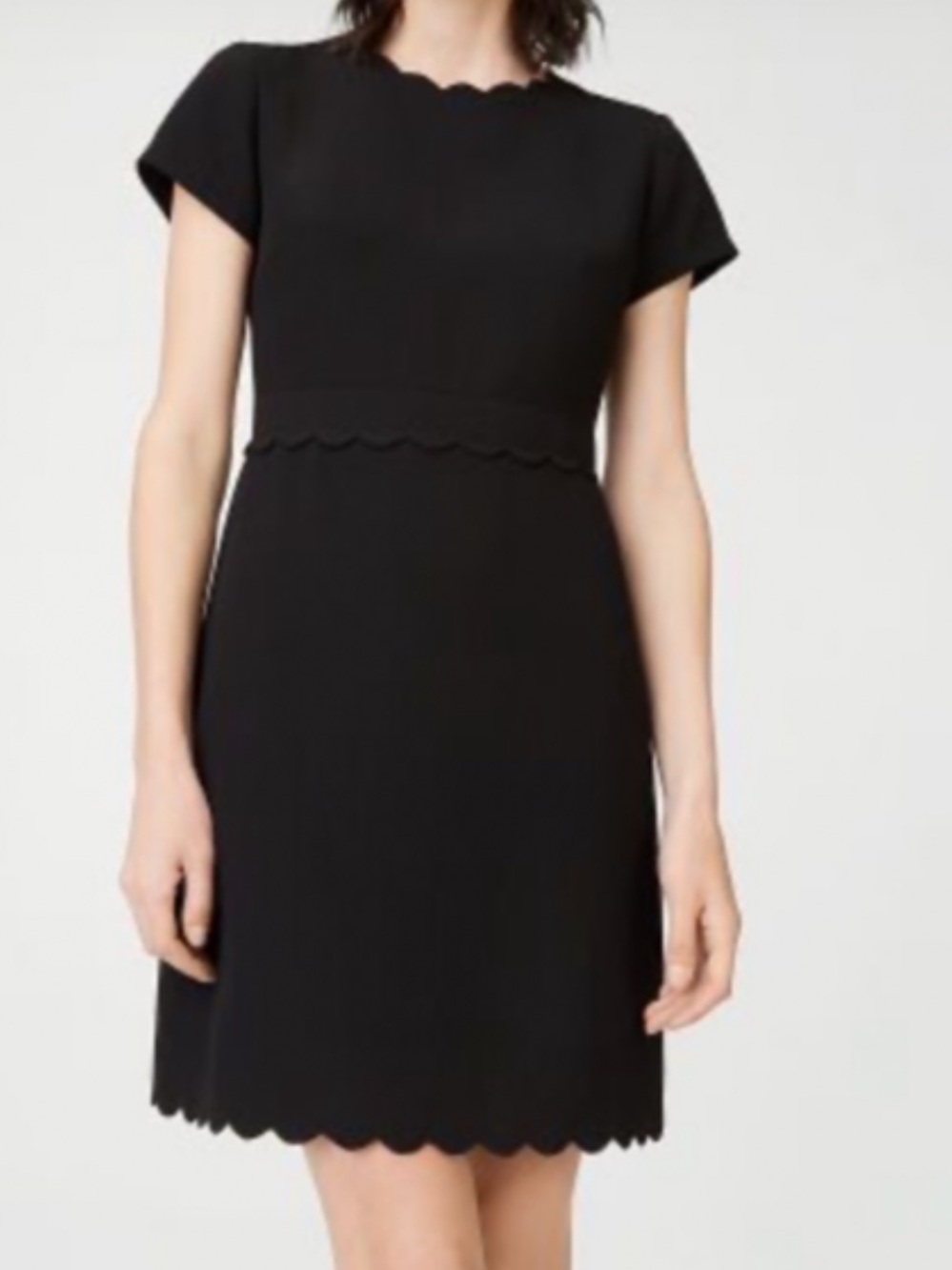 Club Monaco Santina Scalloped Short Sleeve Dress in Black Size